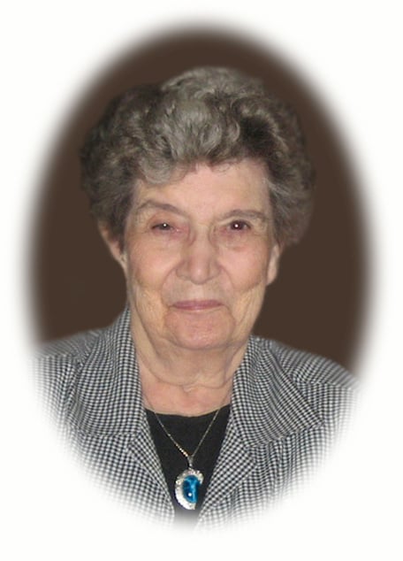Caroline Hunter