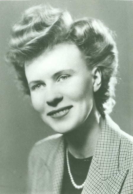 Helen Hammond 