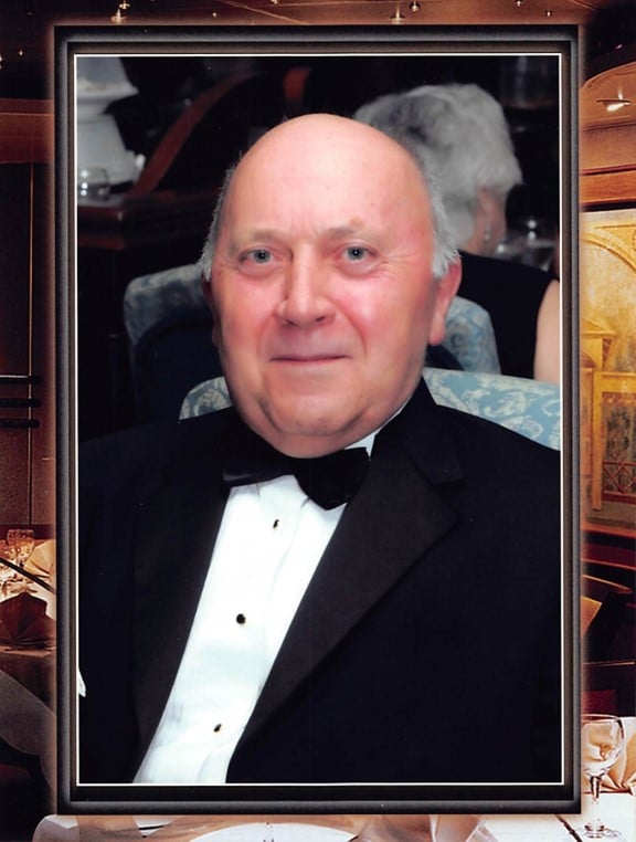 Raymond Deneault